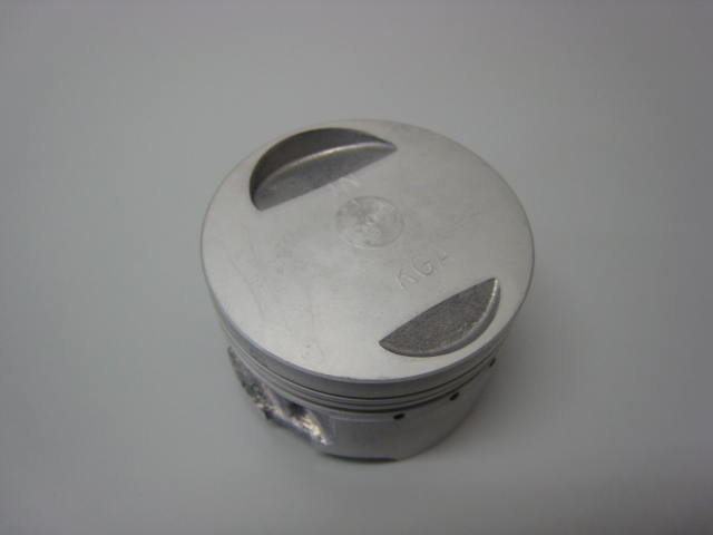�o�C�N�p�[�c - TITAN 2002